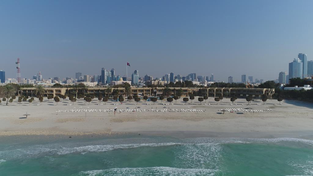 Golden Beach Motel Sharjah Exterior photo